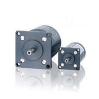 Phytron ZSS步進電機中間電路電壓：70 VDC